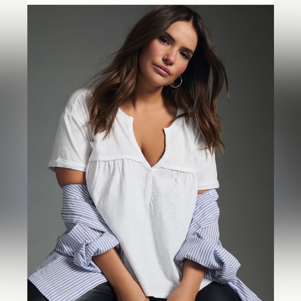 Pilcro White Short-Sleeve Split-Neck Tee